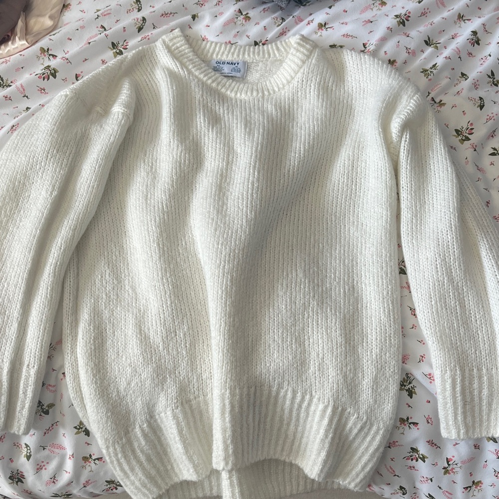 Old Navy Cream Crew Neck Sweater